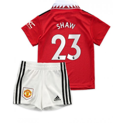 Fotbalové Dres Manchester United Luke Shaw #23 Dětské Domácí 2022-23 Krátký Rukáv (+ trenýrky)